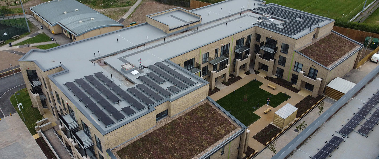 Green roofs and PV panels Green roofs and PV panels